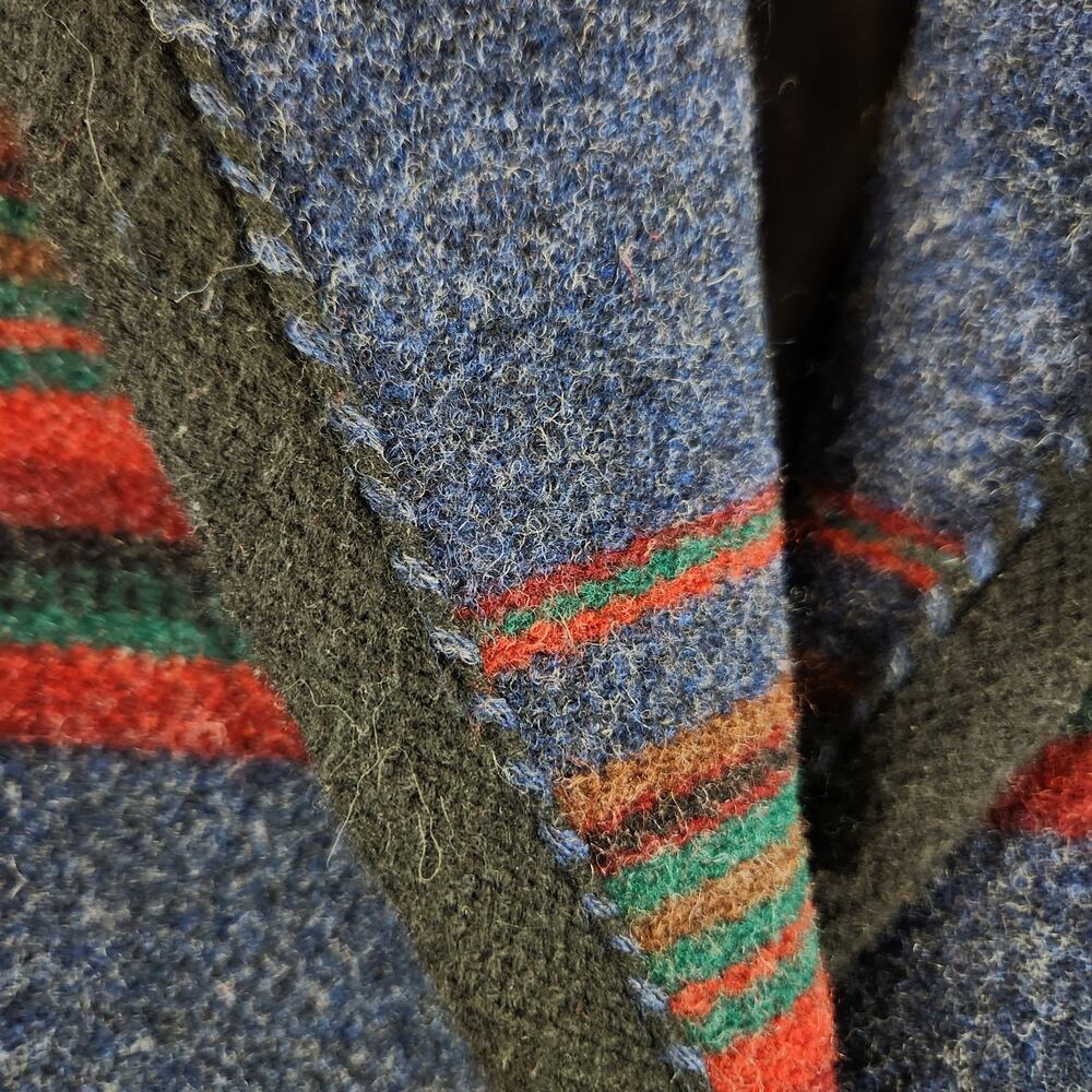 VTG 80’s Woolrich WMNS Blanket Jacket Wool Stripped Aztec Red Western SZ M EUC - Picture 8 of 16